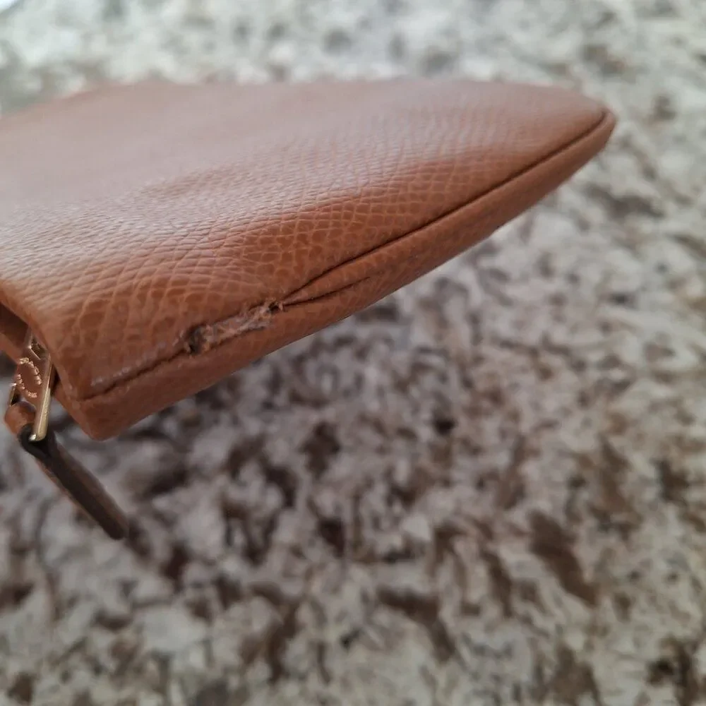 ‎Coach leather Brown wristlet